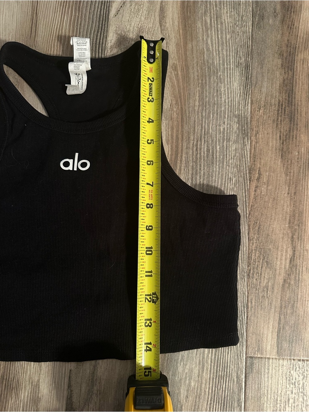 ALO Yoga Black Cropped Racerback Tank - Picture 2 of 5